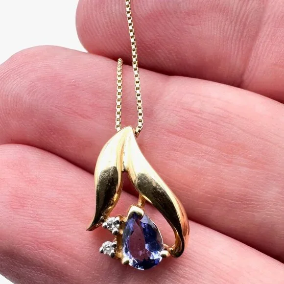 10K Yellow Gold Purple Tanzanite Diamond Pendant 18 Inch Necklace 2.6 Grams